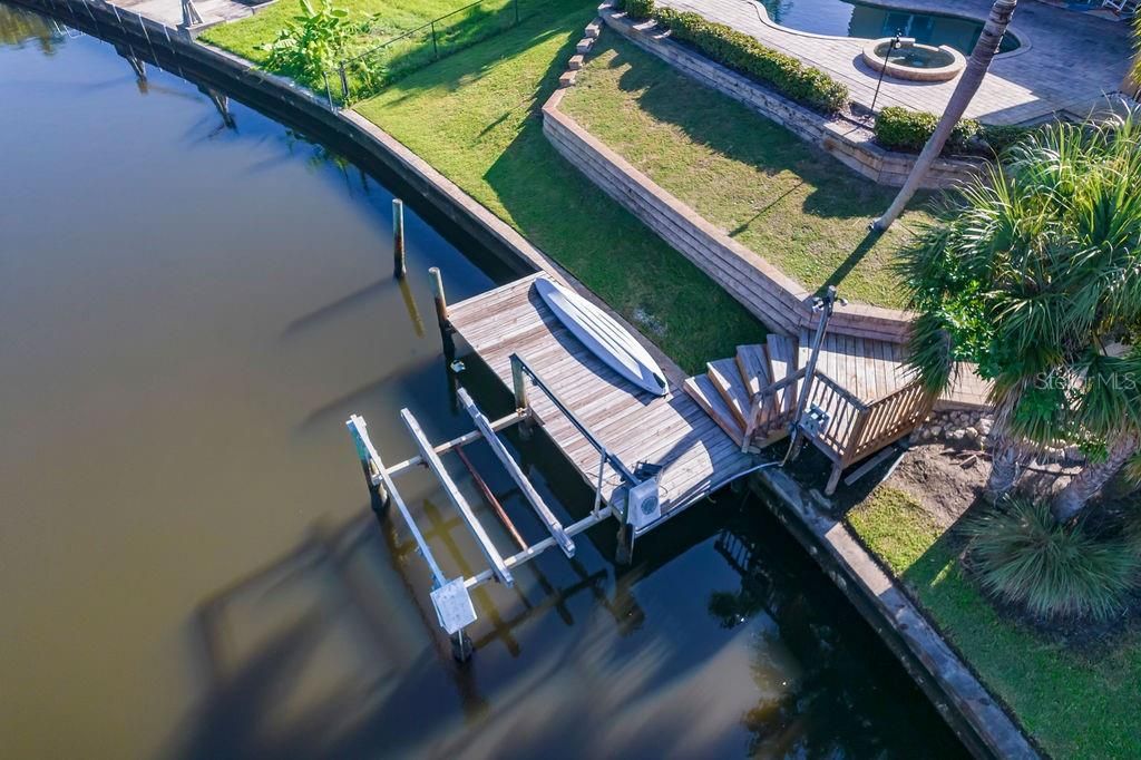 Под контрактом: $1,699,000 (4 спален, 4 ванн, 2910 Квадратных фут)