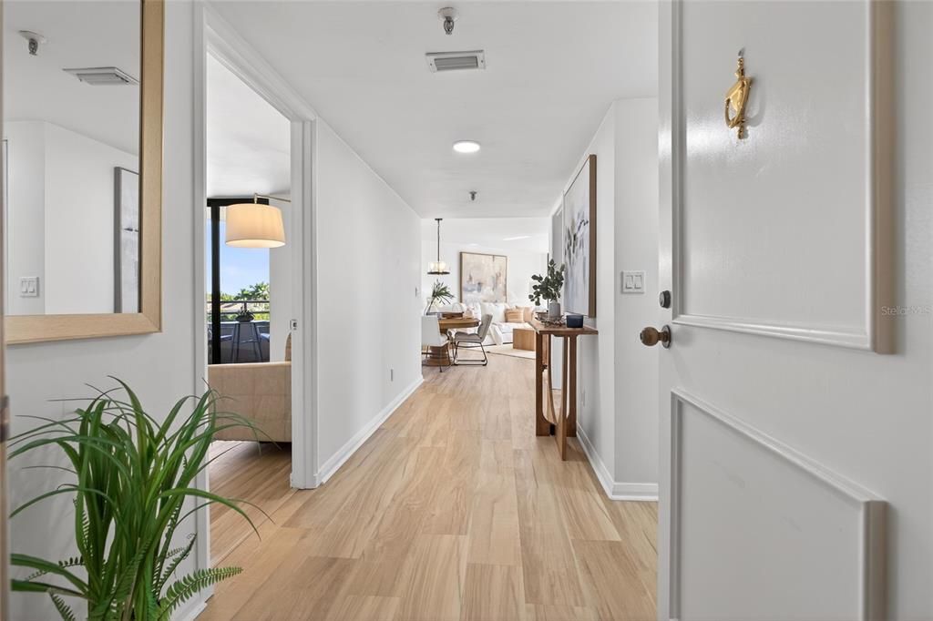 For Sale: $400,000 (2 beds, 2 baths, 1476 Square Feet)