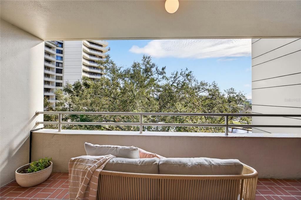 For Sale: $400,000 (2 beds, 2 baths, 1476 Square Feet)