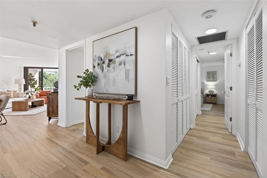 For Sale: $400,000 (2 beds, 2 baths, 1476 Square Feet)