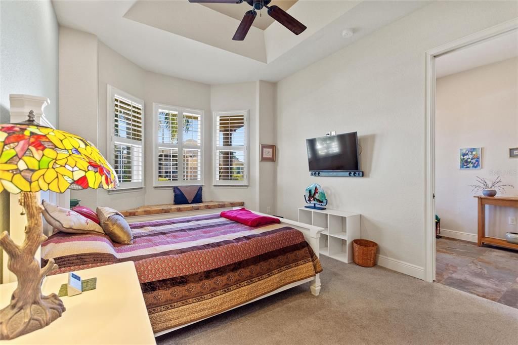 待售: $767,000 (2 贝兹, 2 浴室, 2844 平方英尺)