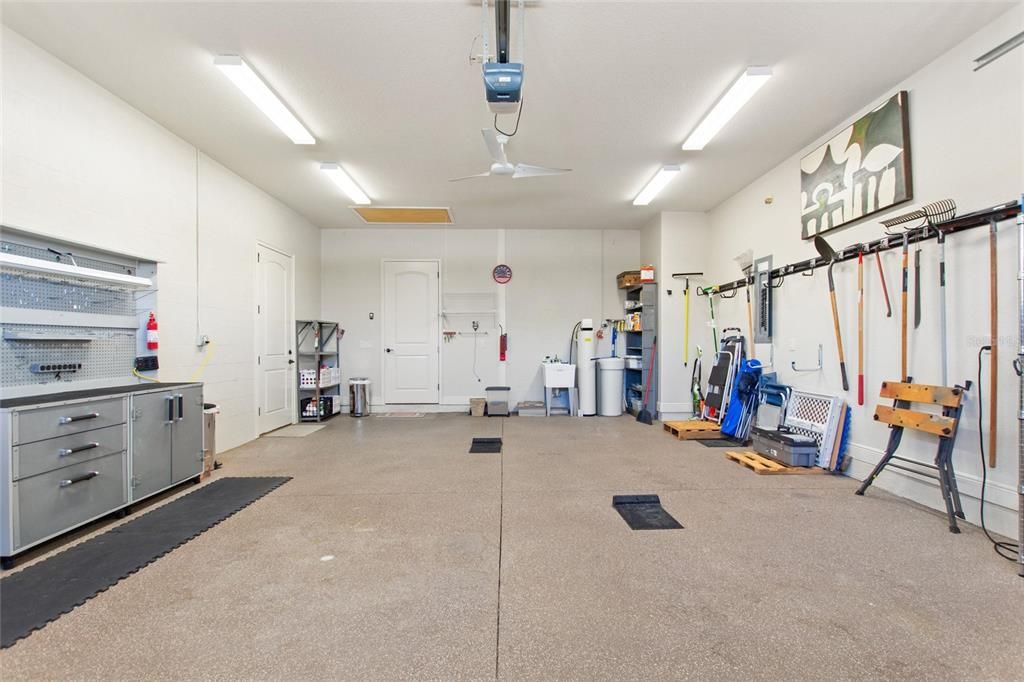 待售: $767,000 (2 贝兹, 2 浴室, 2844 平方英尺)