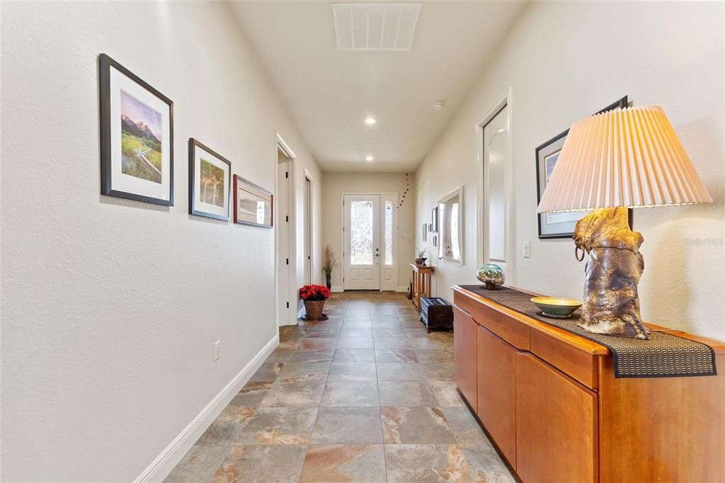 待售: $767,000 (2 贝兹, 2 浴室, 2844 平方英尺)