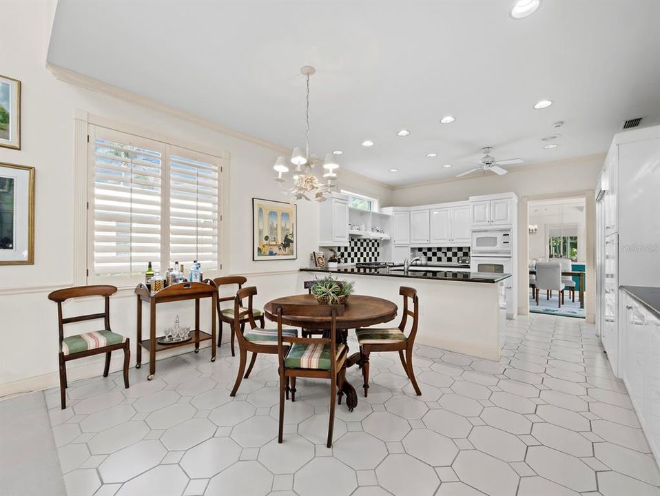 En Venta: $1,495,000 (3 camas, 3 baños, 3239 Pies cuadrados)