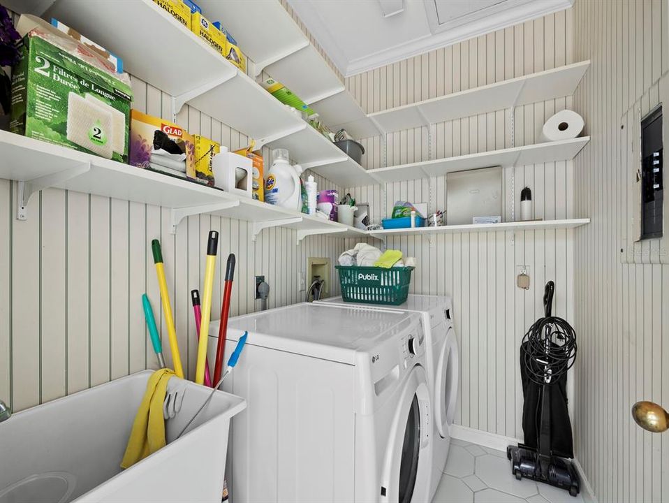 En Venta: $1,495,000 (3 camas, 3 baños, 3239 Pies cuadrados)