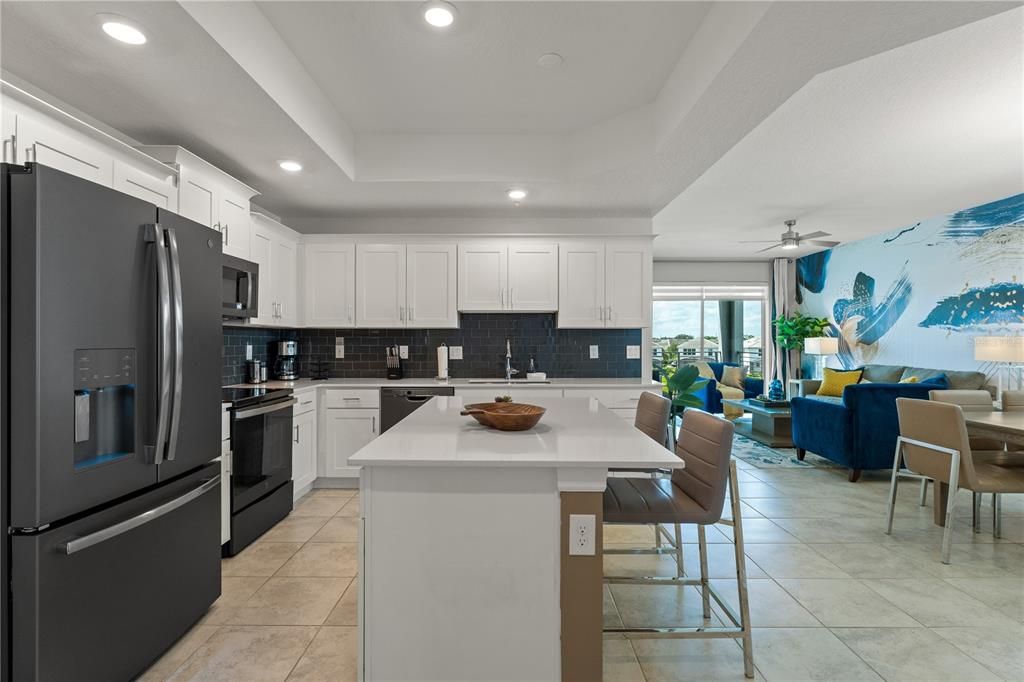 Active With Contract: $404,900 (3 beds, 2 baths, 1329 Square Feet)