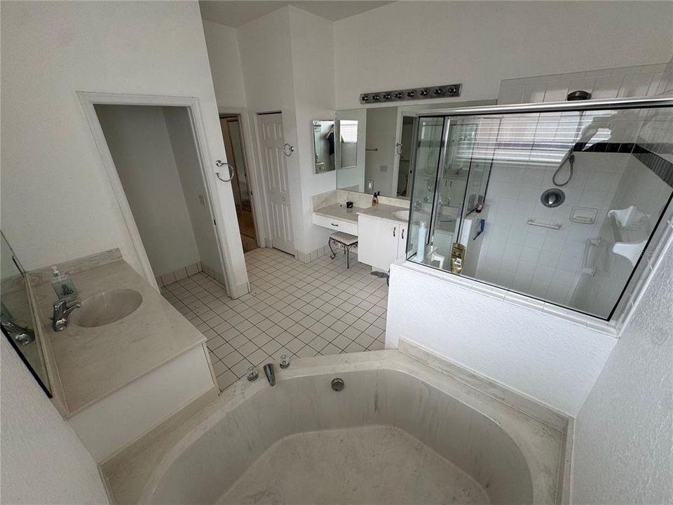 待售: $382,999 (3 贝兹, 2 浴室, 2080 平方英尺)