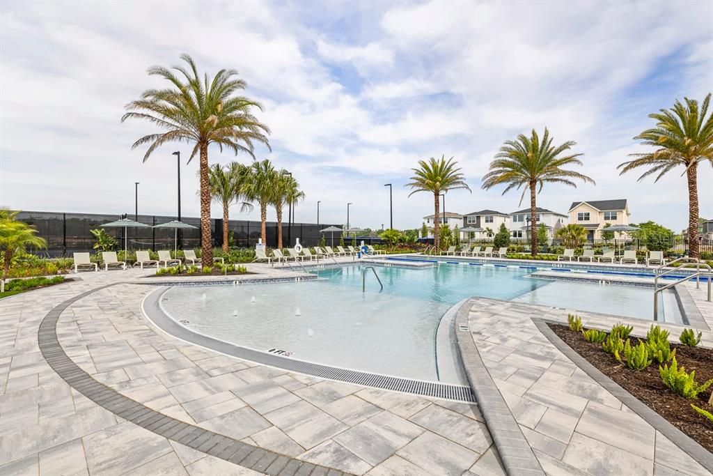 For Sale: $689,000 (3 beds, 2 baths, 2510 Square Feet)