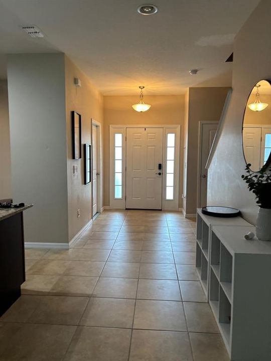 В аренду: $2,600 (3 спален, 2 ванн, 1567 Квадратных фут)