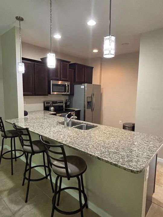 В аренду: $2,600 (3 спален, 2 ванн, 1567 Квадратных фут)