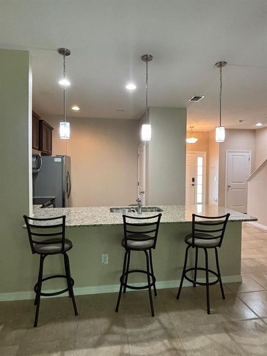 В аренду: $2,600 (3 спален, 2 ванн, 1567 Квадратных фут)