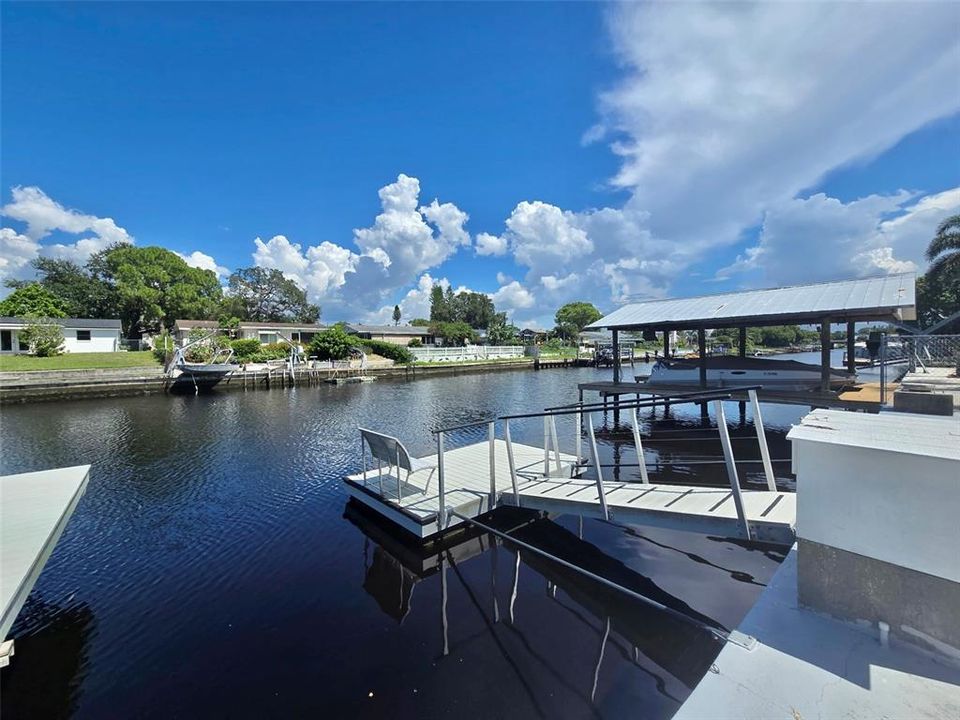 For Rent: $2,900 (2 beds, 1 baths, 1121 Square Feet)