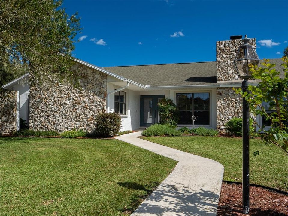 For Sale: $1,735,000 (4 beds, 3 baths, 3000 Square Feet)