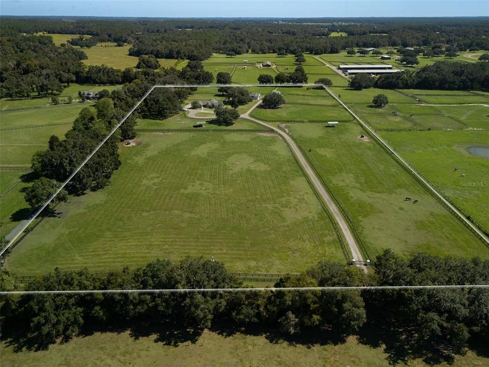 En Venta: $1,649,000 (4 camas, 3 baños, 3000 Pies cuadrados)