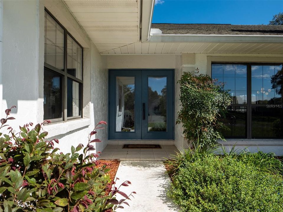 For Sale: $1,735,000 (4 beds, 3 baths, 3000 Square Feet)