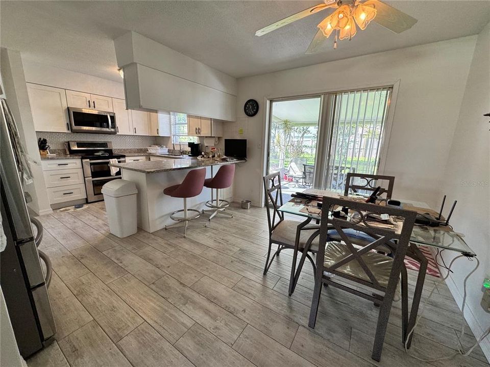 For Sale: $269,500 (3 beds, 2 baths, 1286 Square Feet)
