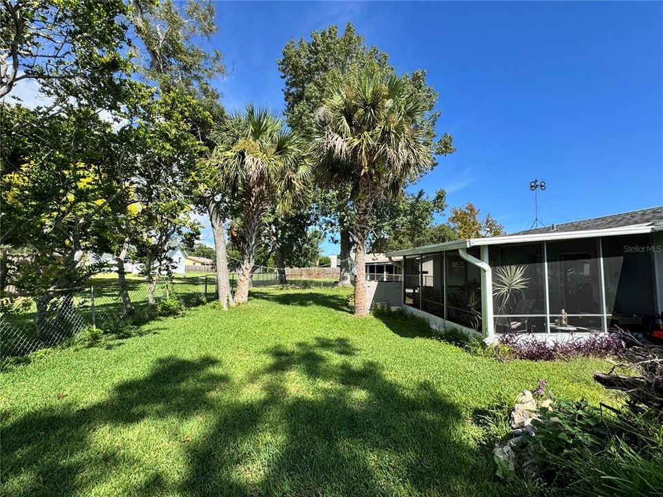 For Sale: $269,500 (3 beds, 2 baths, 1286 Square Feet)