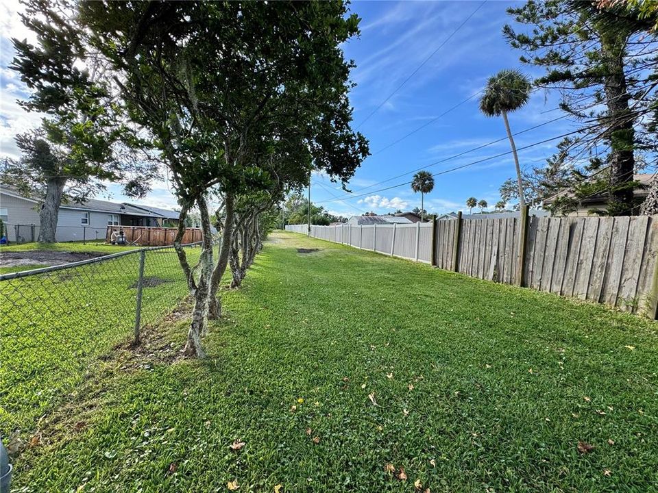 For Sale: $269,500 (3 beds, 2 baths, 1286 Square Feet)