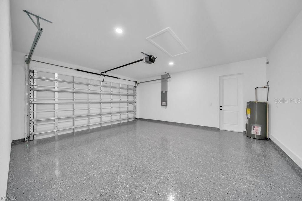 На продажу: $329,900 (3 спален, 2 ванн, 1536 Квадратных фут)