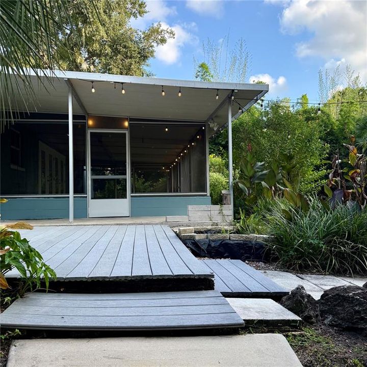 Active With Contract: $349,000 (3 beds, 2 baths, 1529 Square Feet)