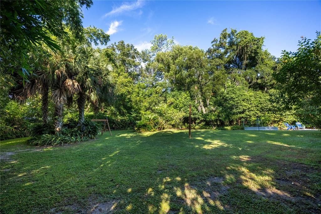 Active With Contract: $349,000 (3 beds, 2 baths, 1529 Square Feet)