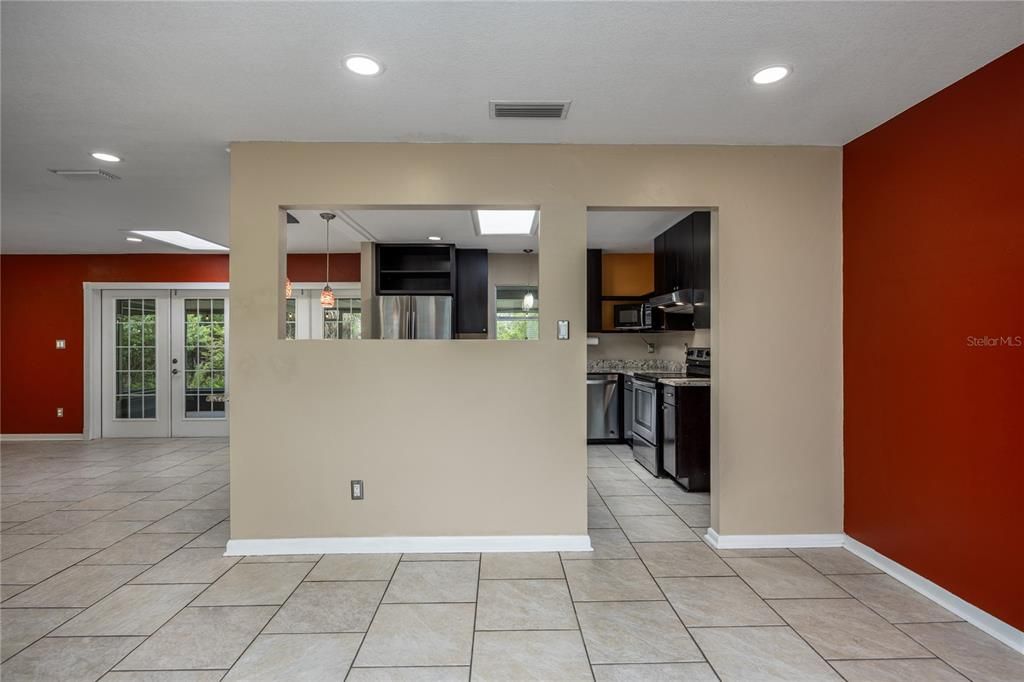 Active With Contract: $349,000 (3 beds, 2 baths, 1529 Square Feet)