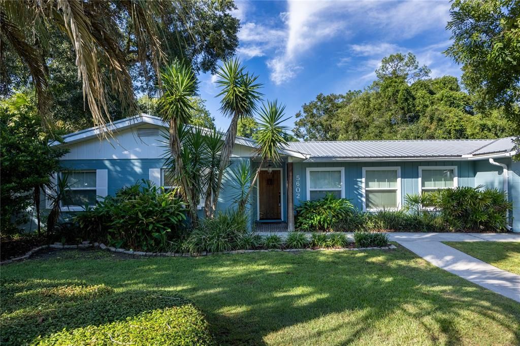 Active With Contract: $349,000 (3 beds, 2 baths, 1529 Square Feet)