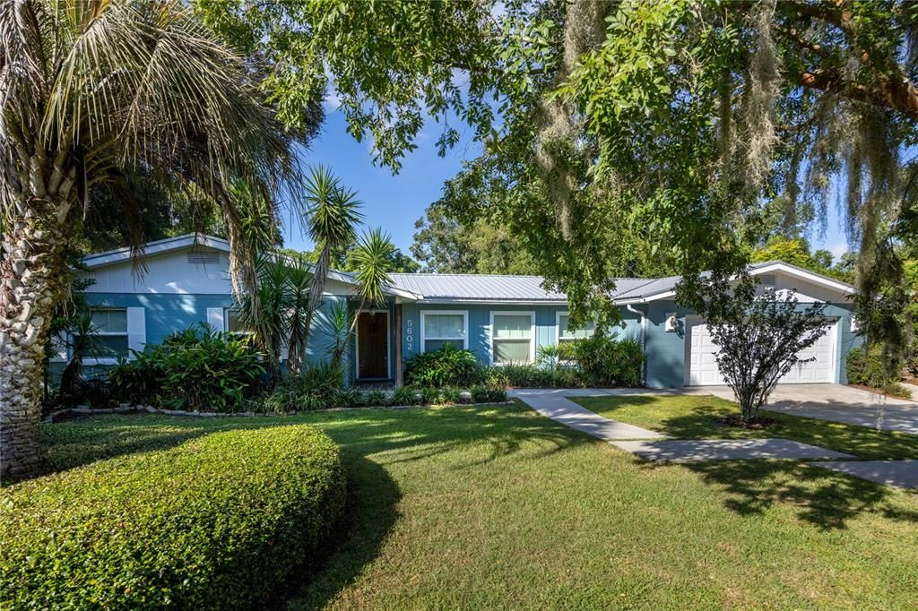 Active With Contract: $349,000 (3 beds, 2 baths, 1529 Square Feet)