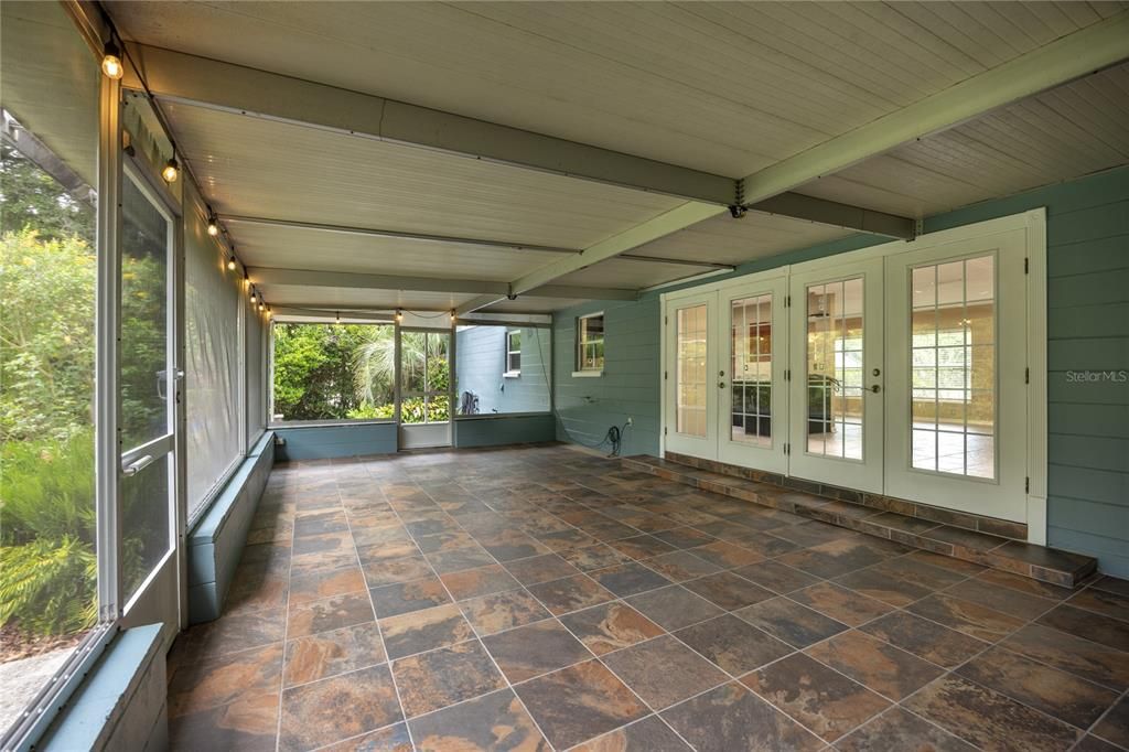 Active With Contract: $349,000 (3 beds, 2 baths, 1529 Square Feet)