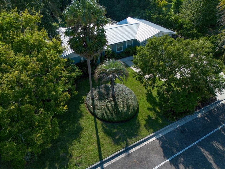 Active With Contract: $349,000 (3 beds, 2 baths, 1529 Square Feet)