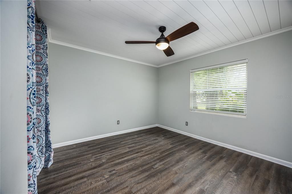 Active With Contract: $349,000 (3 beds, 2 baths, 1529 Square Feet)