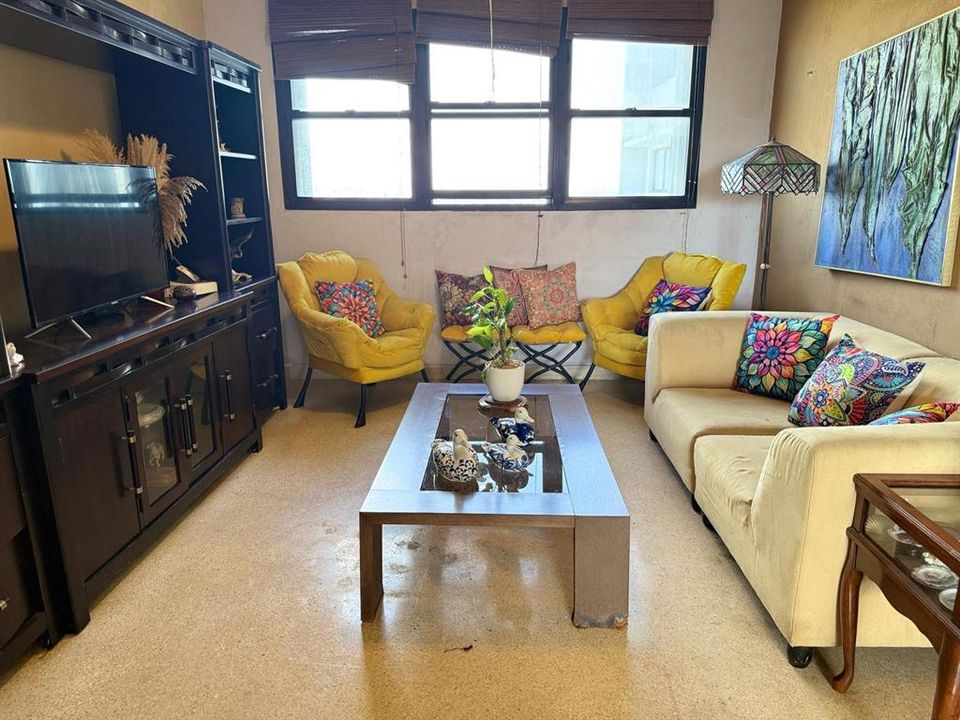 For Sale: $450,000 (3 beds, 2 baths, 1626 Square Feet)