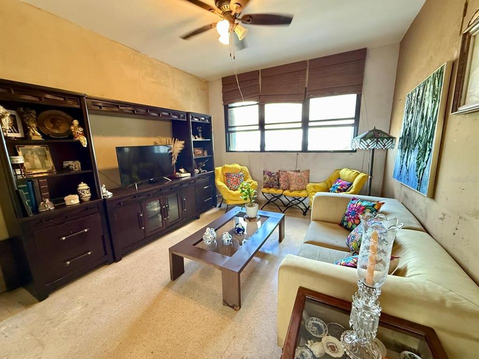 For Sale: $450,000 (3 beds, 2 baths, 1626 Square Feet)