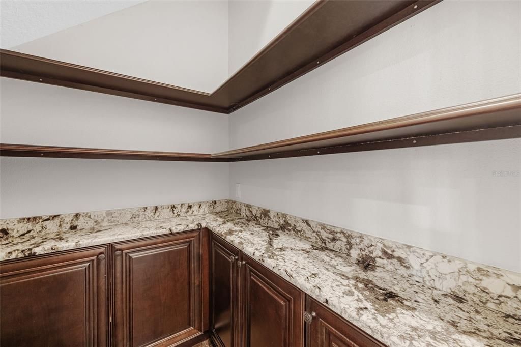 Active With Contract: $1,500,000 (5 beds, 3 baths, 3593 Square Feet)