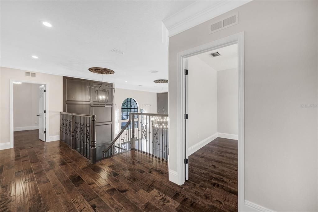 Active With Contract: $1,500,000 (5 beds, 3 baths, 3593 Square Feet)