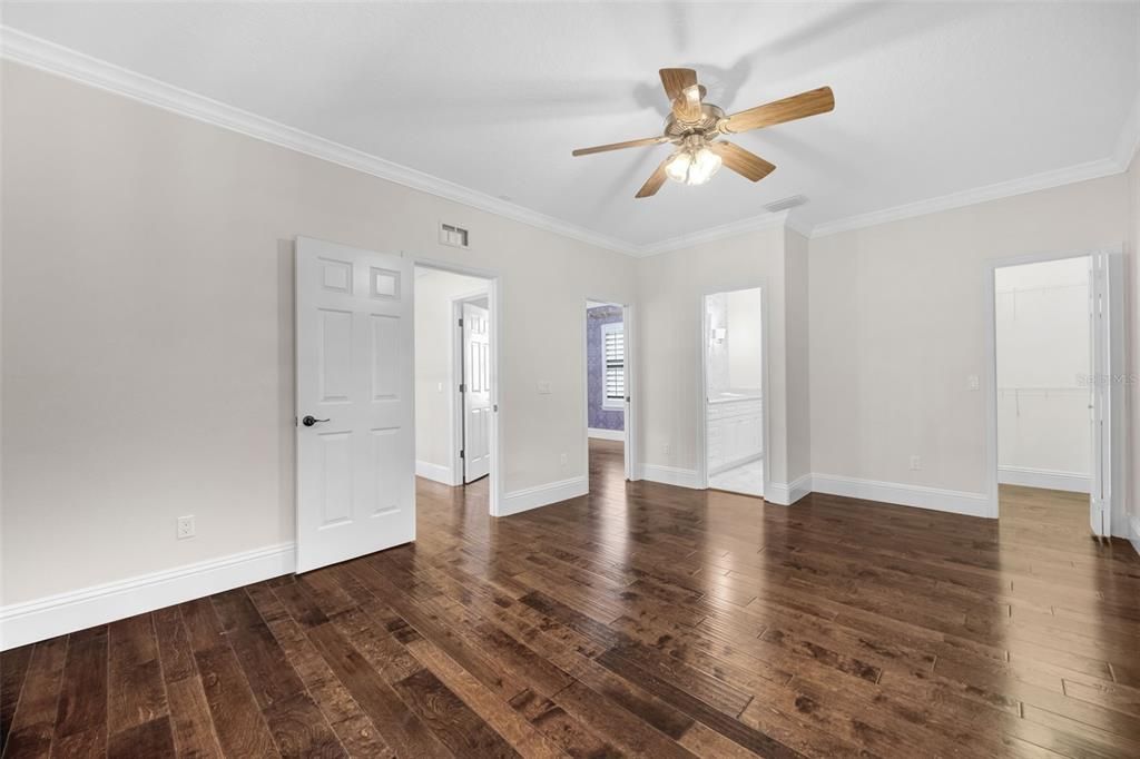 Active With Contract: $1,500,000 (5 beds, 3 baths, 3593 Square Feet)