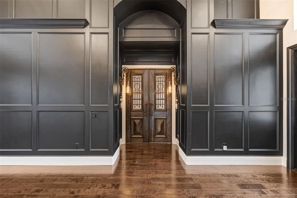 Active With Contract: $1,500,000 (5 beds, 3 baths, 3593 Square Feet)