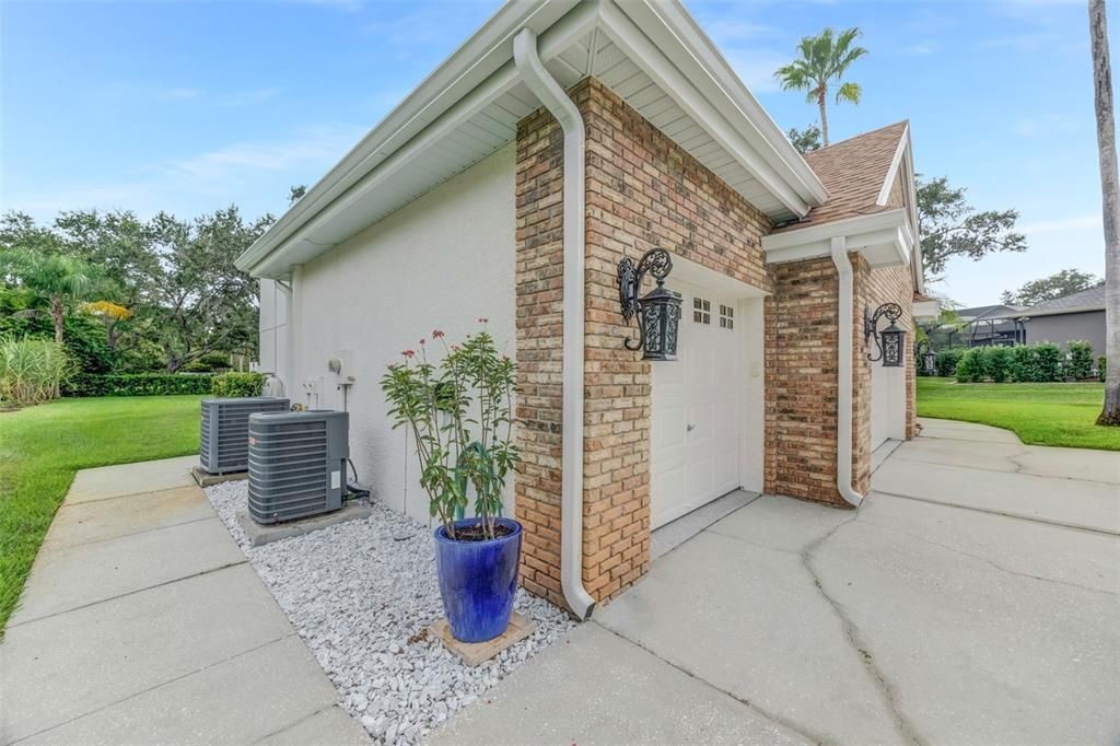 Active With Contract: $1,500,000 (5 beds, 3 baths, 3593 Square Feet)