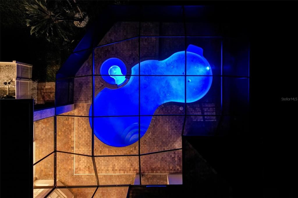 Active With Contract: $1,500,000 (5 beds, 3 baths, 3593 Square Feet)