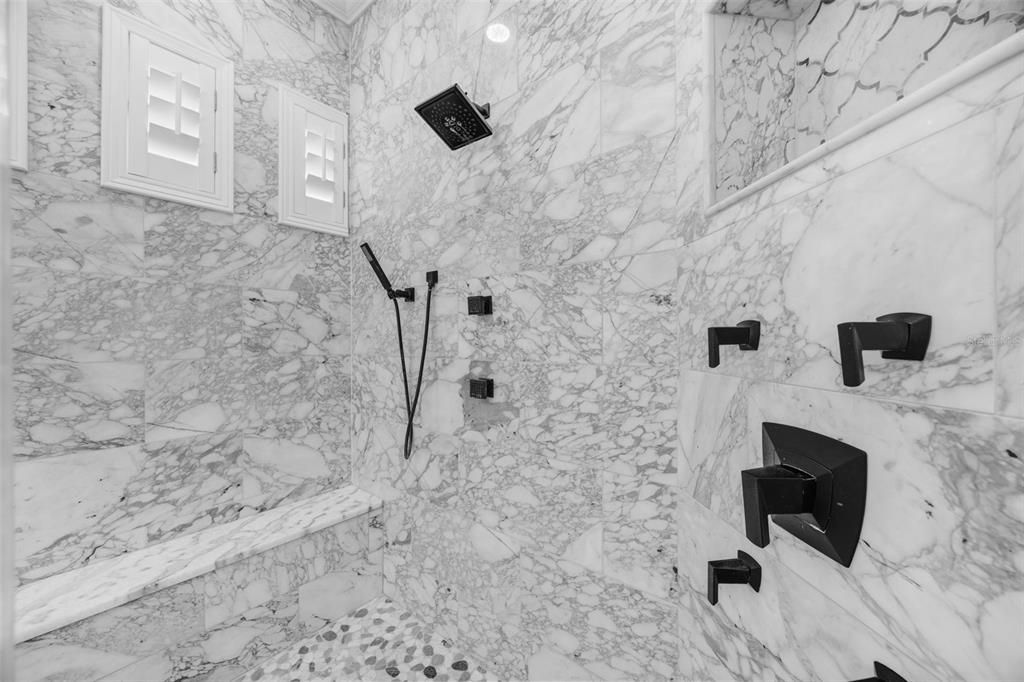 Active With Contract: $1,500,000 (5 beds, 3 baths, 3593 Square Feet)