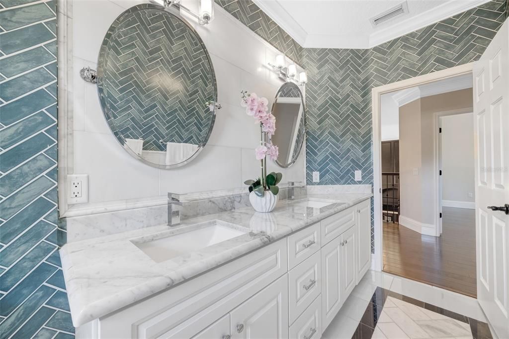 Active With Contract: $1,500,000 (5 beds, 3 baths, 3593 Square Feet)