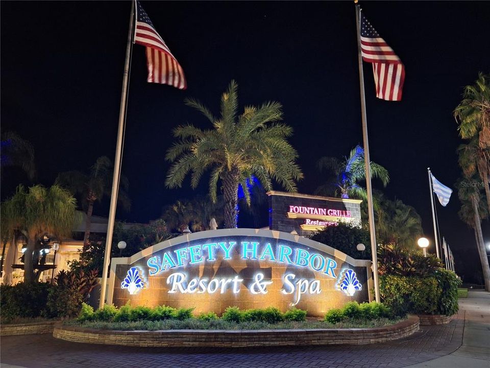 Active With Contract: $1,500,000 (5 beds, 3 baths, 3593 Square Feet)