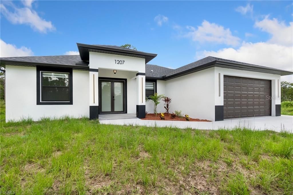 For Sale: $349,900 (3 beds, 2 baths, 1536 Square Feet)