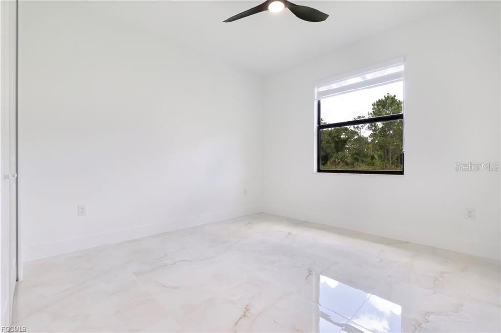 For Sale: $349,900 (3 beds, 2 baths, 1536 Square Feet)