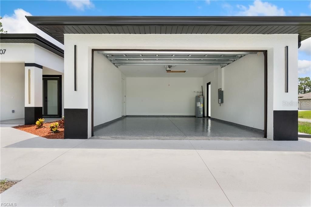 For Sale: $349,900 (3 beds, 2 baths, 1536 Square Feet)