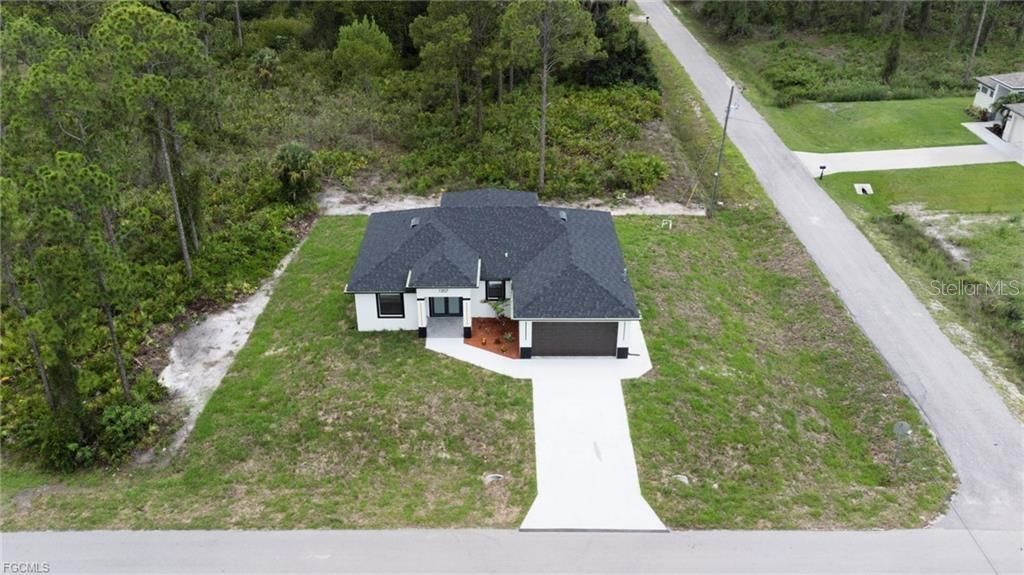 For Sale: $349,900 (3 beds, 2 baths, 1536 Square Feet)