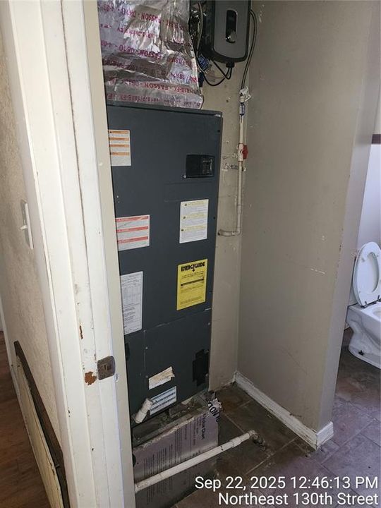 待售: $129,900 (2 贝兹, 1 浴室, 1038 平方英尺)