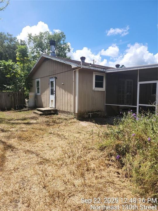 待售: $129,900 (2 贝兹, 1 浴室, 1038 平方英尺)