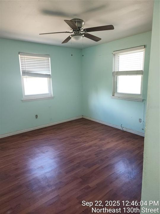 待售: $129,900 (2 贝兹, 1 浴室, 1038 平方英尺)