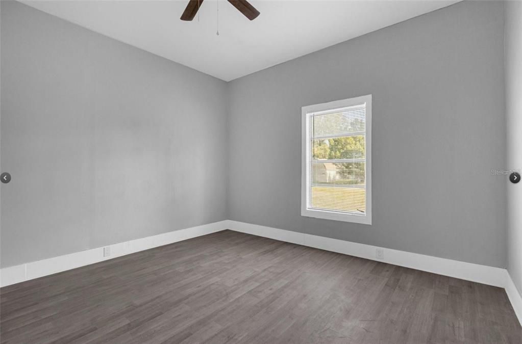 На продажу: $339,900 (2 спален, 0 ванн, 1596 Квадратных фут)